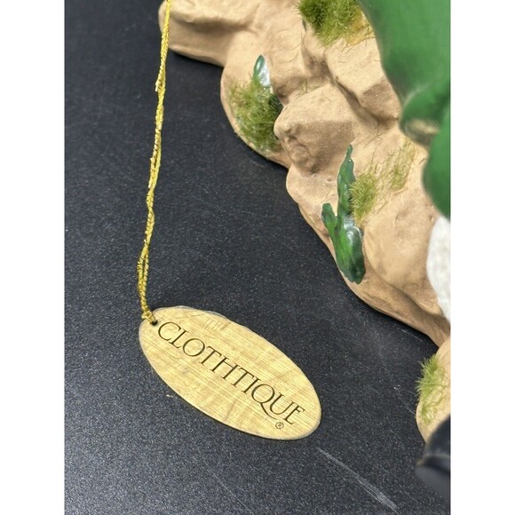 Possible Dreams Clothtique Irish Santa Music Box Schanachie 9 inch Celtic Santa - Picture 3 of 8